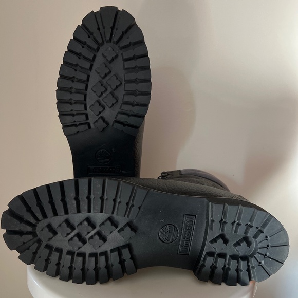 Timberland - Picture 3 of 8